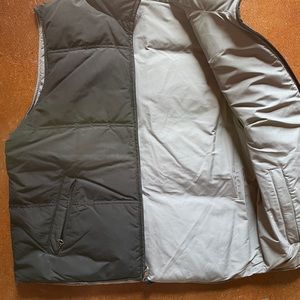 Eddie Bauer down vest